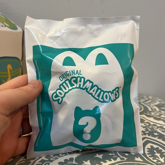 Squishmallow Happy Meal box and toy (Cam the Cat) - Picture 5 of 8